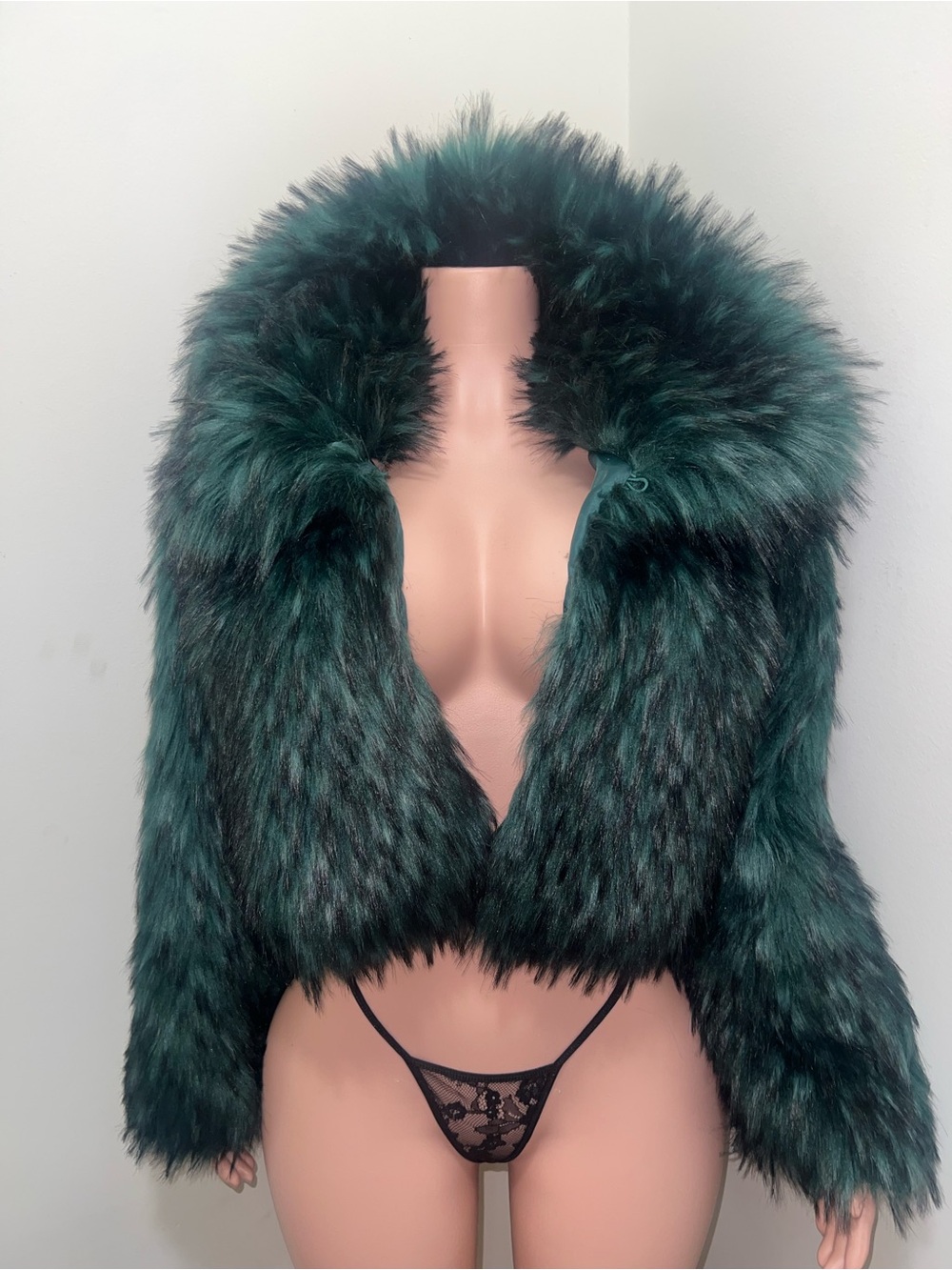 Luxury Emerald Green Faux Fur Jacket - Women Jackets & Coats